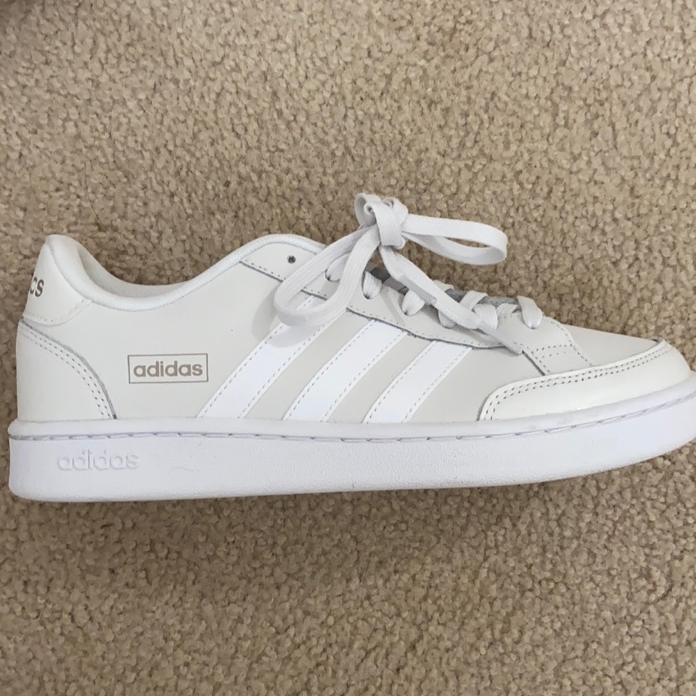 Adidas Grand Court SE